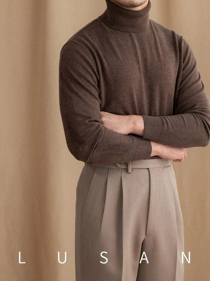 Mr. Lusan British brown turtleneck sweater with ribbed cuffs and soft knit fabric
