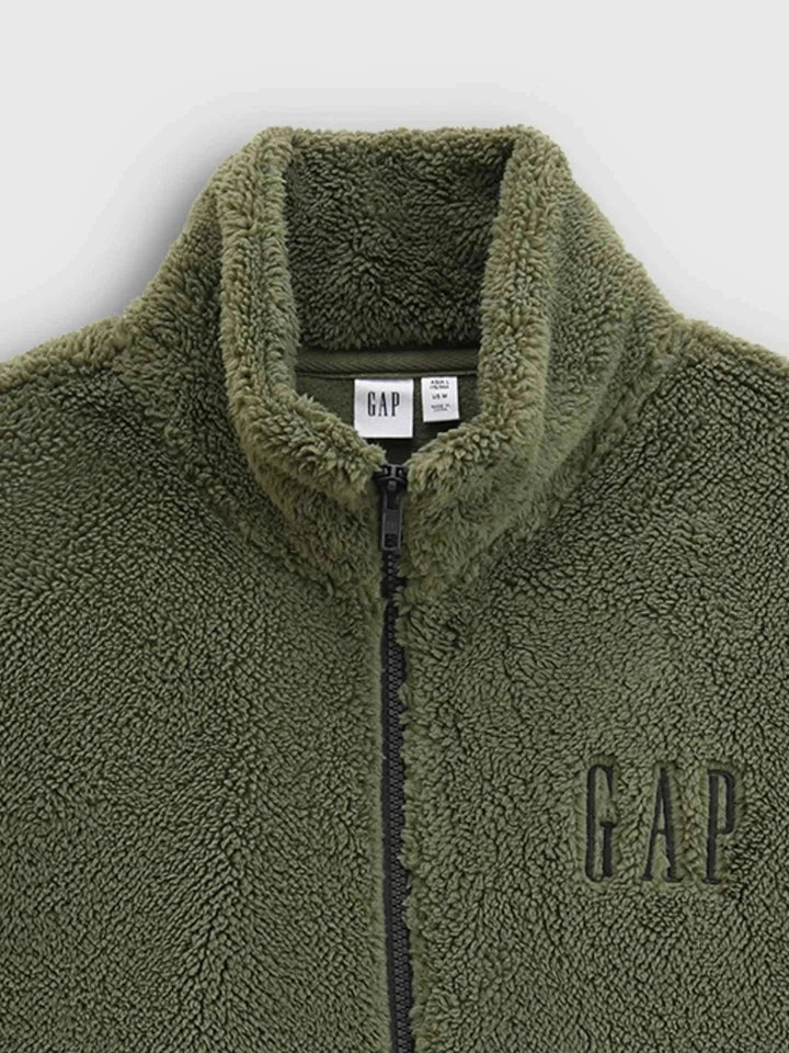 Gap جاكيت شتوي صوف مبطن بلون أخضر بسحاب أمامي مع شعار GAP للدفء والراحة
