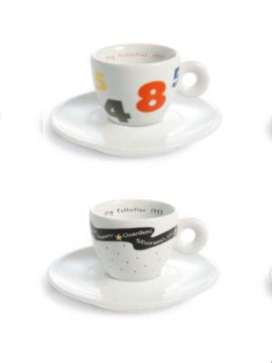 طقم أكواب Espresso من illy بتصاميم فنية متنوعة.