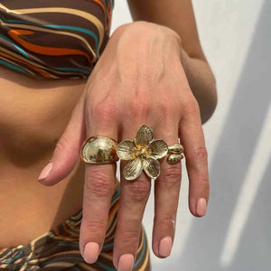 طقم خواتم نسائية بتصميم زهور ولؤلؤ Vintage Rings Set.