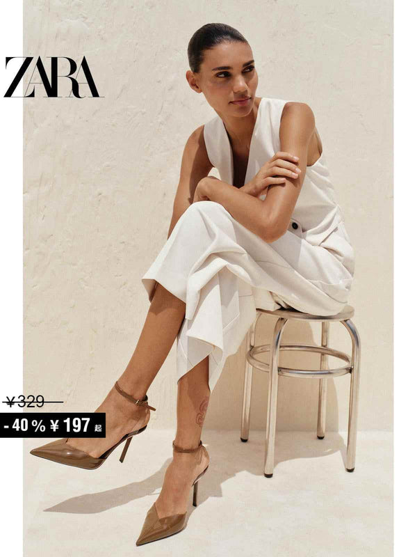 حذاء نسائي كعب عالي من مجموعة ZARA Special Selection بتأثير الجلد اللامع وتصميم أنيق مدبب باللون البني