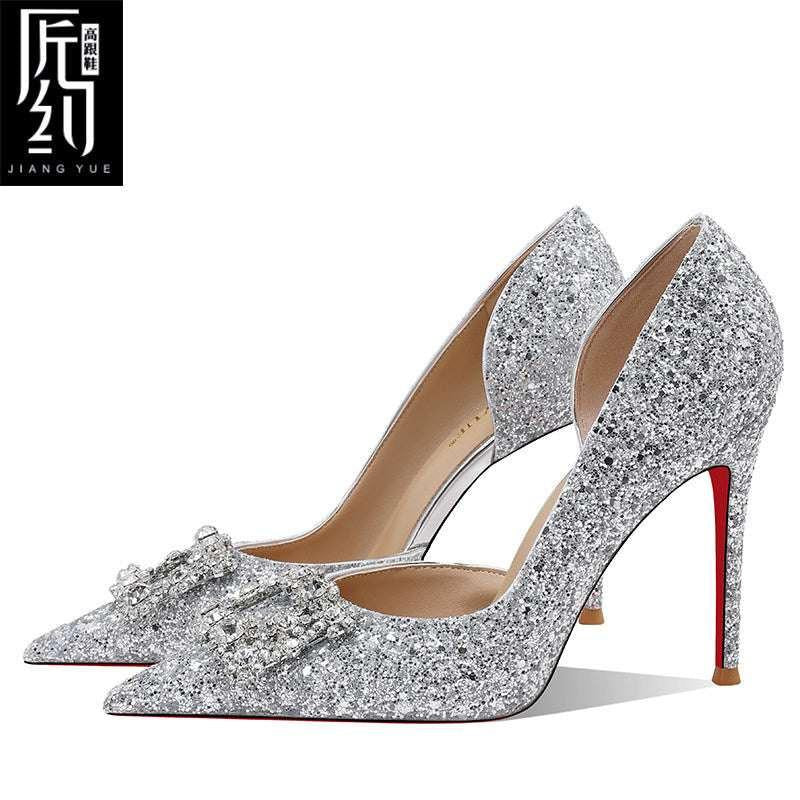 Christiana  حذاء كعب عالي Jiang Yue بتصميم لامع ومشبك كريستال فخم.