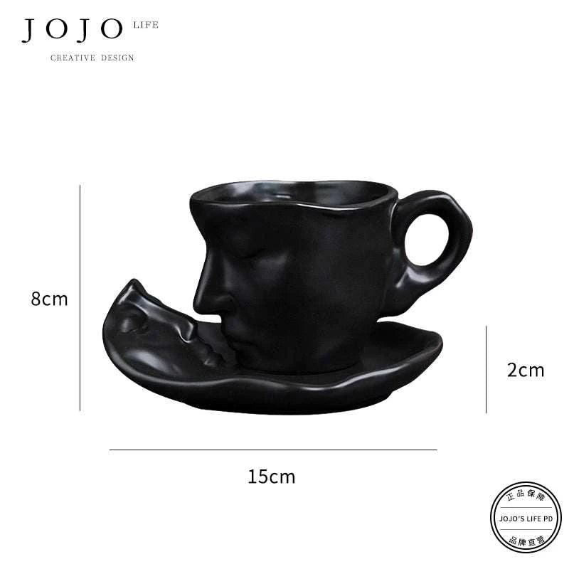 طقم كوب سيراميك Creative Design بتصميم وجه فني مميز.