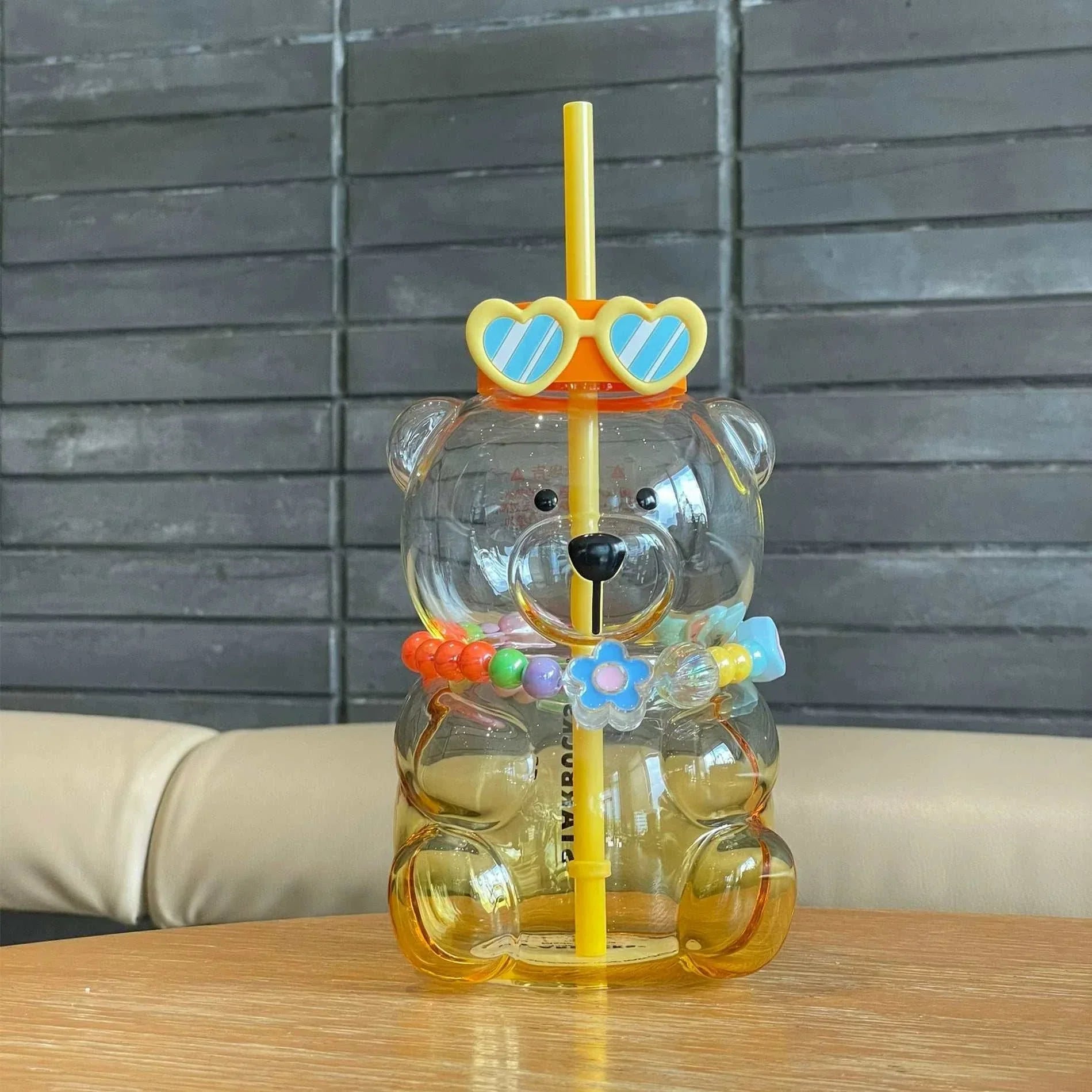 Starbucks cup bear glass straw cup.