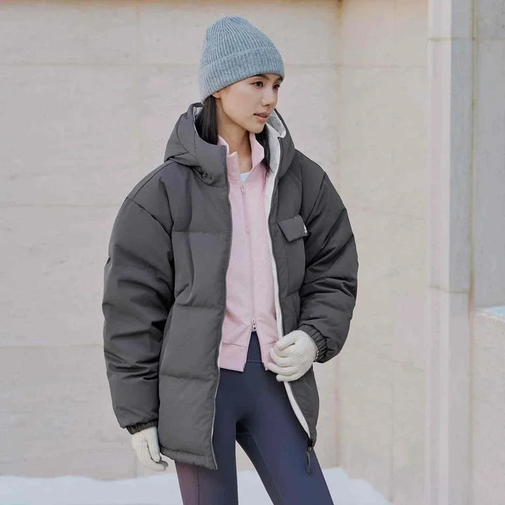 Adidas جاكيت 600 Puff مبطن دافئ مع غطاء رأس وجيوب بجودة عزل عالية لون رمادي كاجوال رجالي نسائي