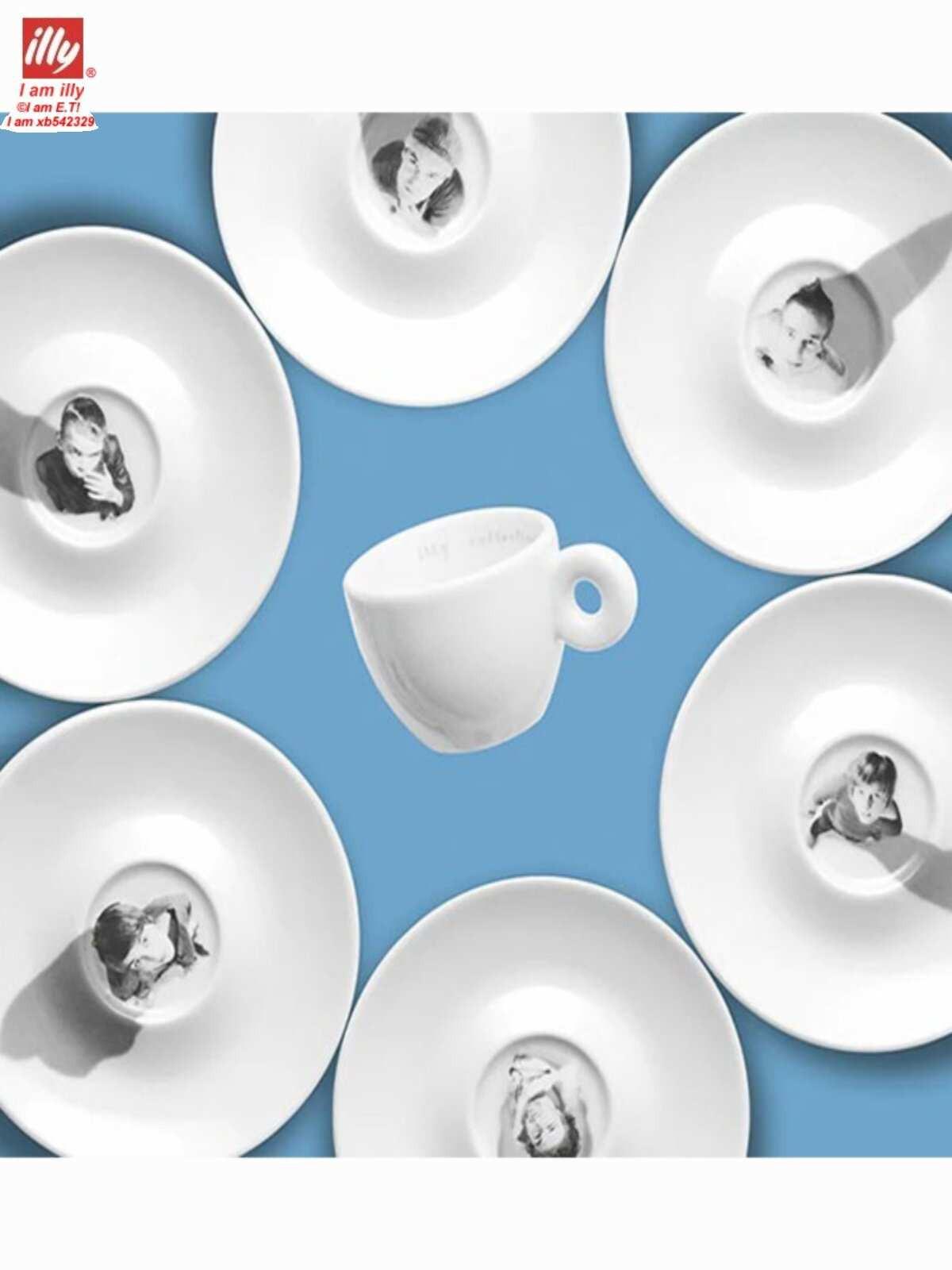 طقم أكواب Espresso من illy بتصميم Art Collection أبيض.