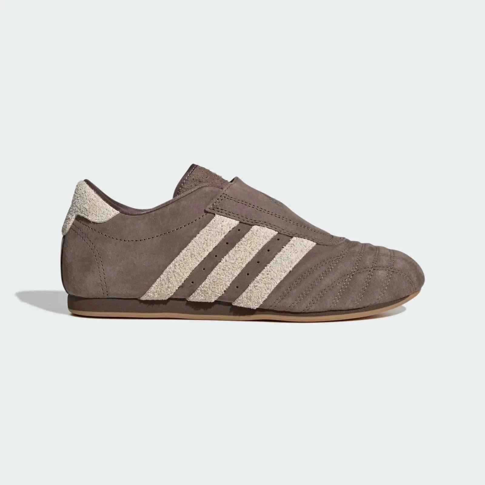taekwondo adidas أحذية أديداس للتايكوندو.