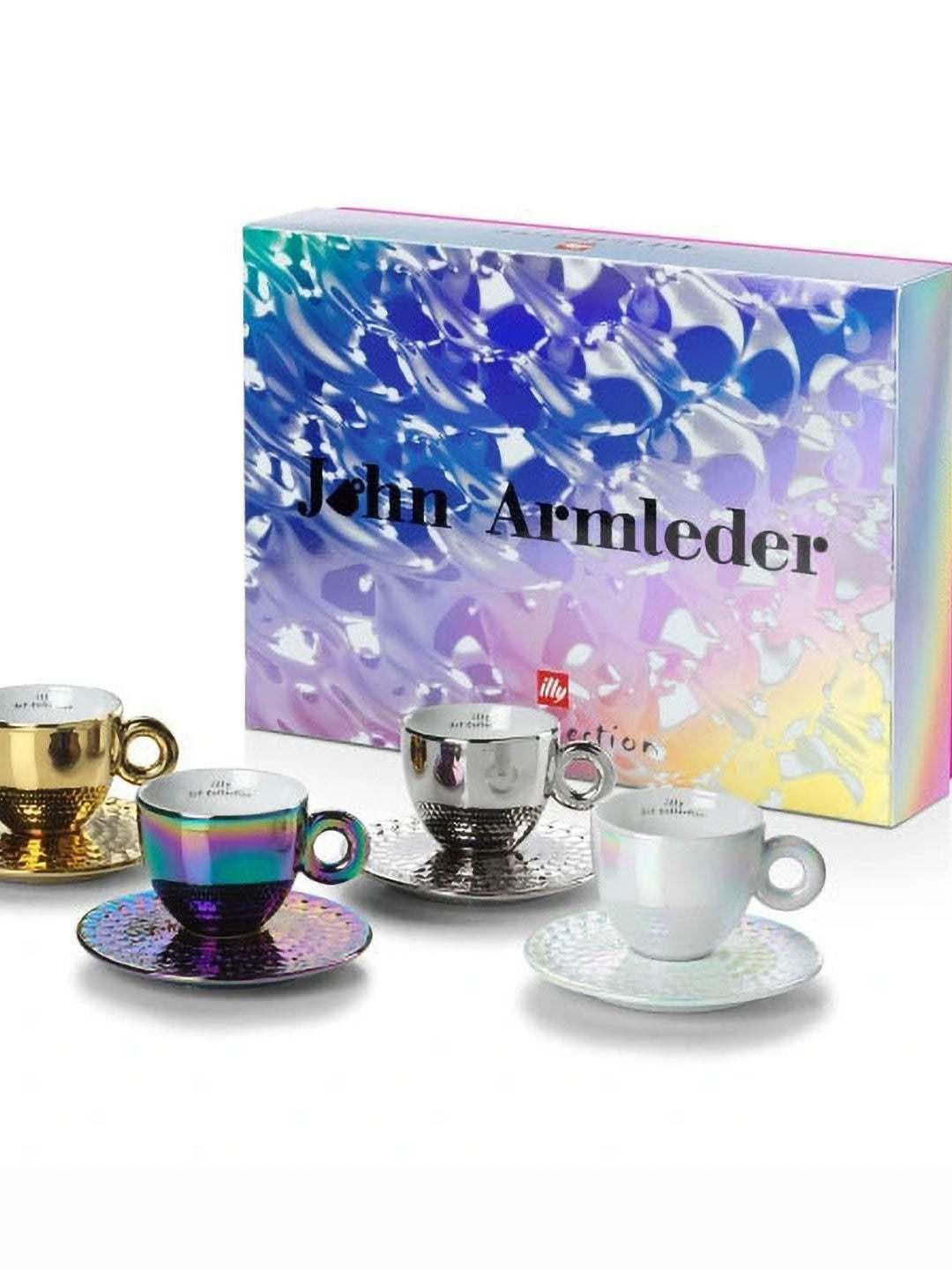 طقم أكواب Espresso من illy Art Collection بألوان Iridescent.