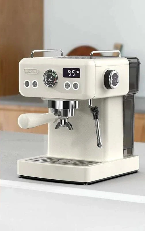 ماكينة تحضير إسبرسو HiBREW من الستانلس ستيل بضغط 19 بار وعصا بخار وخزان مياه 1.8 لتر باللون الأبيض