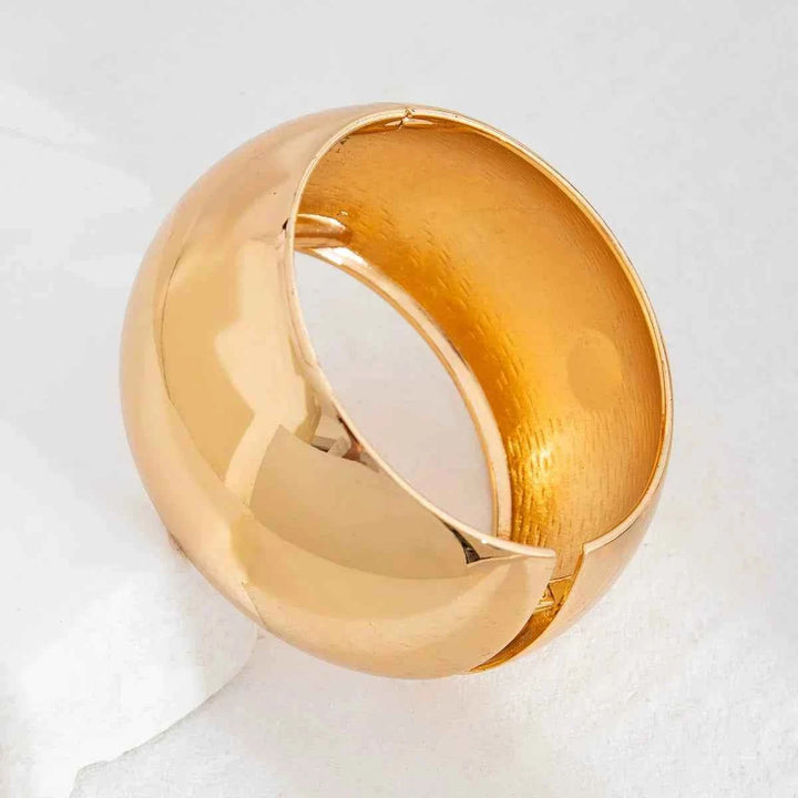 Oversized metal round glossy spring bracelet for women European and American hip-hop fashion personality travel photo matching accessories
