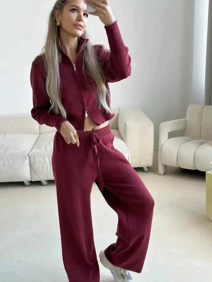 طقم أزياء كاجوال نسائي بأناقة أوروبية وأمريكية مع كنزة وبنطلون محبوك فضفاض بلون عنابي