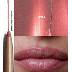 Rhode Lip Pencil لتحديد الشفاه بتركيبة غنية بالببتيد.