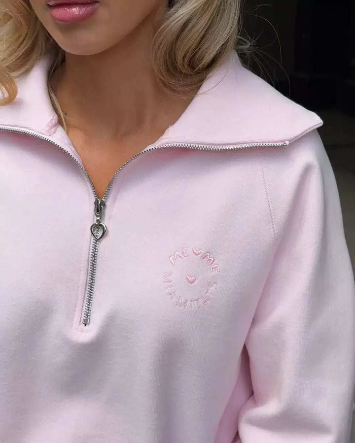 سويت شيرت نسائي زهري بياقة قابلة للطي وسحاب أمامي بتطريز ناعم وقماش مريح للبس اليومي
