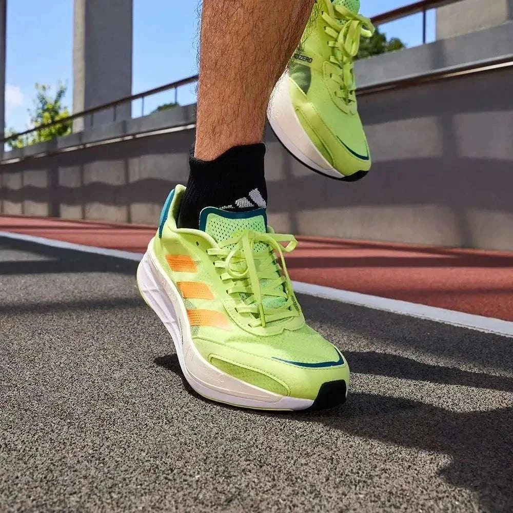 حذاء جري خفيف للماراثون من أديداس adidas.