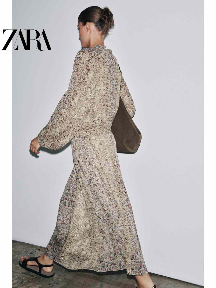 فستان نسائي طويل بأكمام طويلة من مجموعة ZARA2025 Fall بلون معدني وتصميم عصري