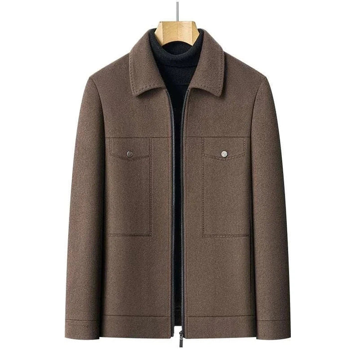 جاكيت بيير كاردان صوفي بني أنيق مع بطانة داخلية وسحاب مزدوج وتصميم مريح وعصري