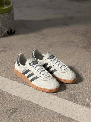 Adidas | أديداس حذاء HANDBALL SPEZIAL كلاسيك للجنسين.