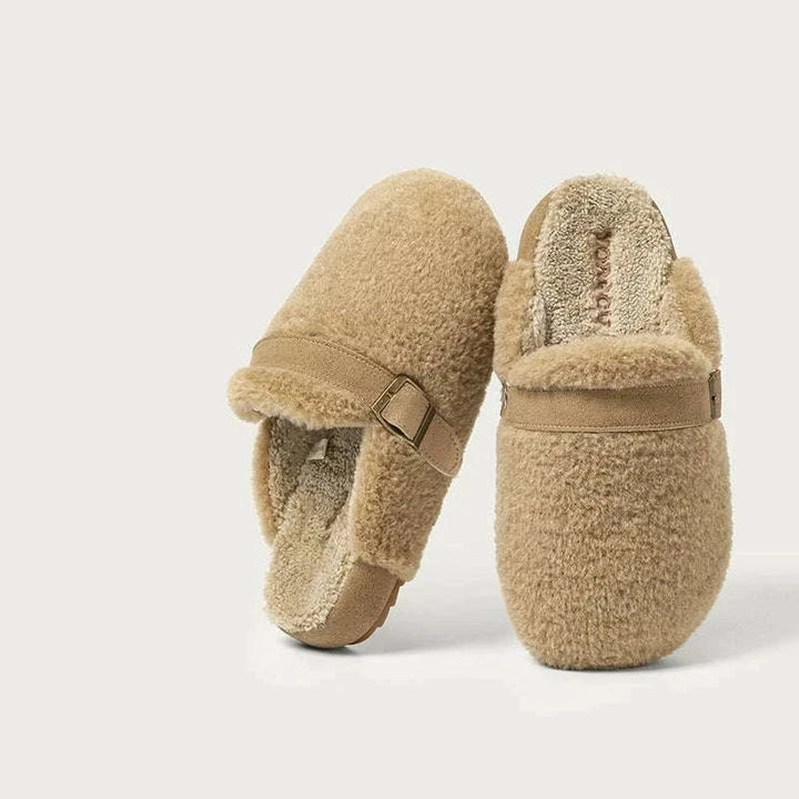 شبشب داخلي من القطن بتصميم بني ناعم مع حزام PU قابل للتعديل ونعل مطاطي مقاوم للانزلاق