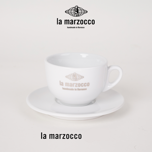 طقم أكواب قهوة La Marzocco بتصاميم وشعارات متنوعة.