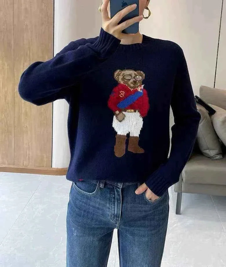 كنزة صوفية محبوكة برقبة دائرية بتصميم دب أصلي من الأزياء الراقية الأمريكية الكاجوال