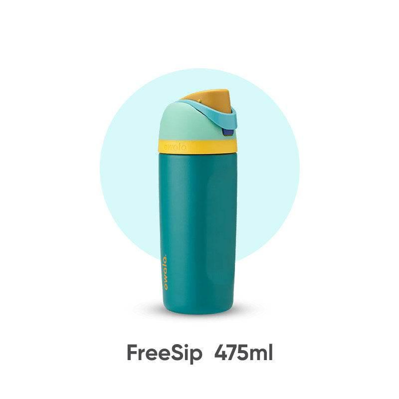 مطارة ماء Owala FreeSip عازلة للحرارة بألوان متنوعة.