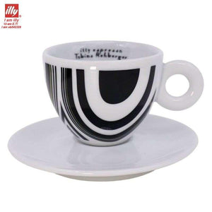 طقم أكواب Espresso من illy Art Collection بتصاميم فنية.
