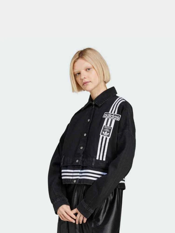Adidas جاكيت جينز أسود قابل للفصل بأكمام واسعة وشعار ثلاثي خطوط بيضاء
