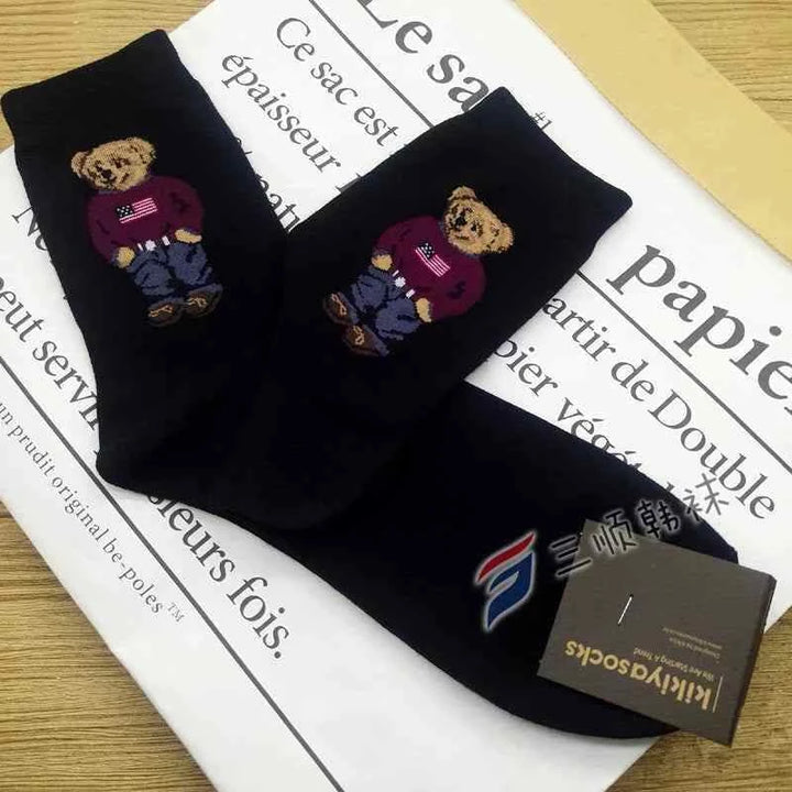 شرابات Bear سوداء بتصميم دب أنيق تجمع بين الراحة والمتانة للمستخدم العصري