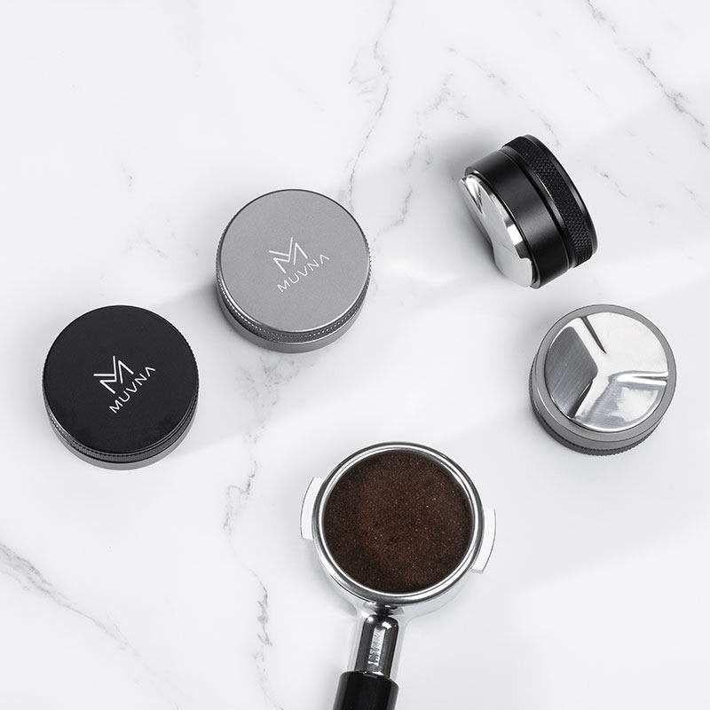 موزع قهوة Muvna قابل للتعديل مقاس 58mm بتصميم احترافي.