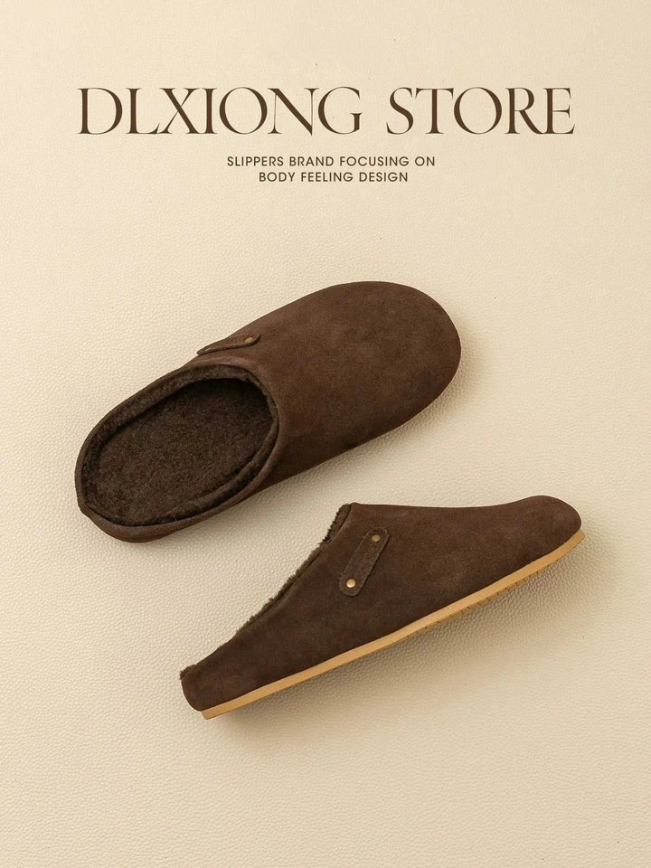 شبشب منزلي من الجلد السويدي والبطانة القطنية الناعمة بنعل مقاوم للانزلاق باللون البني