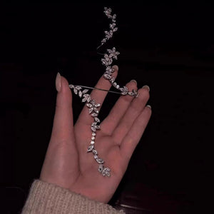 خاتم وكف Hand Bracelet مرصع بالكريستال بتصميم أوراق الشجر.