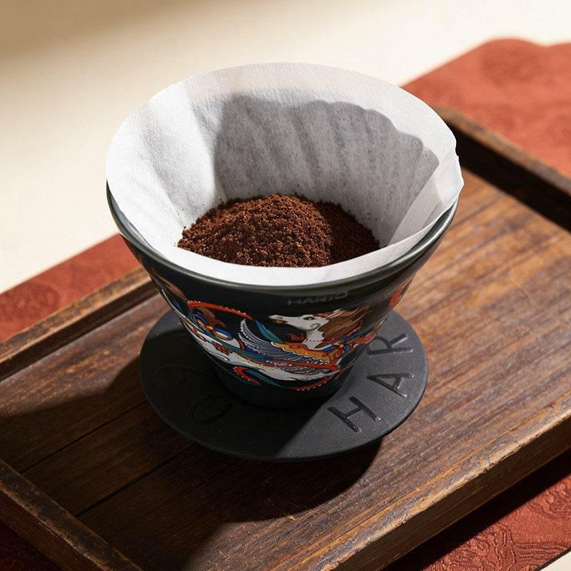قمع تقطير Hario V60 سيراميك إصدار خاص - أسود.