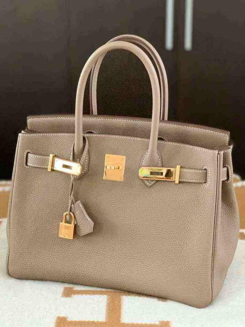 شنطة نسائية بتصميم Kelly – شنطة كروس بودي بنقشة الحجر – جودة صينية عالية.