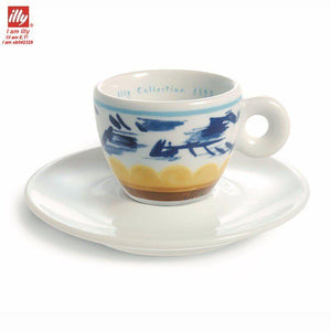 طقم فناجين قهوة illy Art Collection إصدار 1993 بألوان فنية.