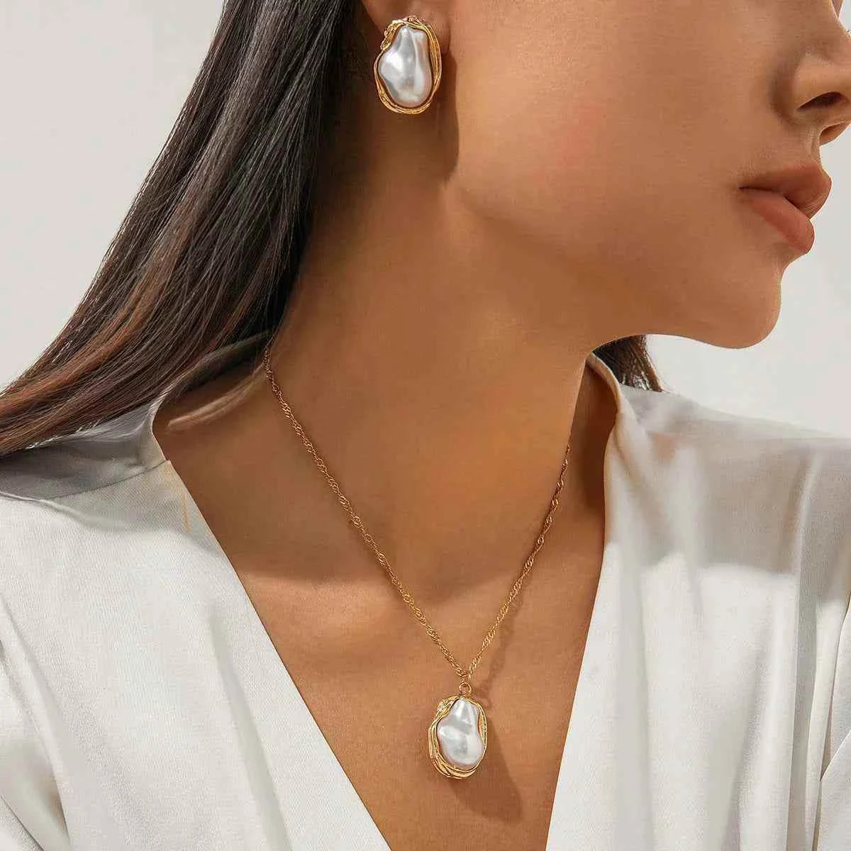 خاتم نسائي بتصميم Baroque Pearl عتيق وألوان متعددة.