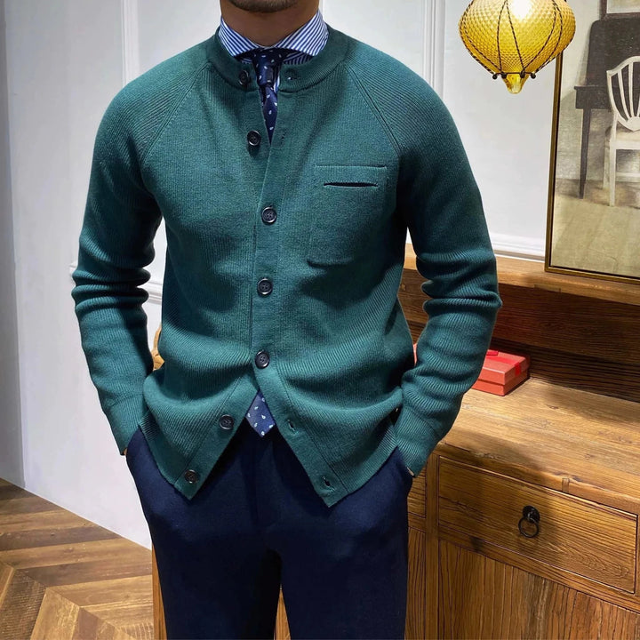 Mr. Lu San British slim cardigan jacket in green with button front and chest pocket, elegant and soft knit for men