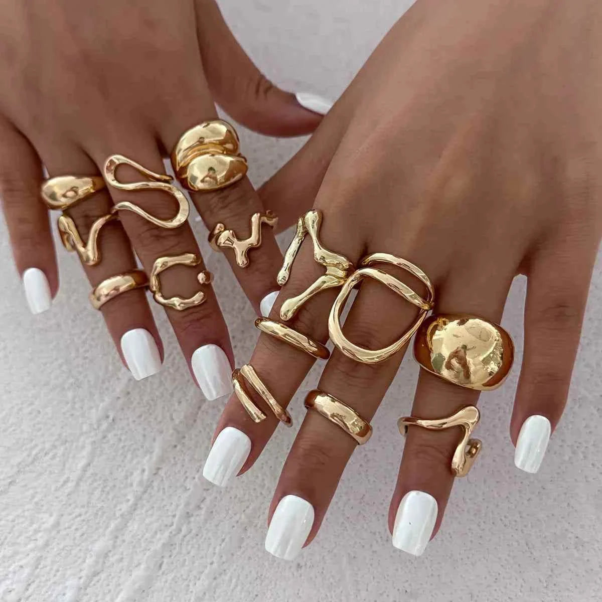 خواتم Statement بتصاميم Chunky عصرية Gold & Silver.