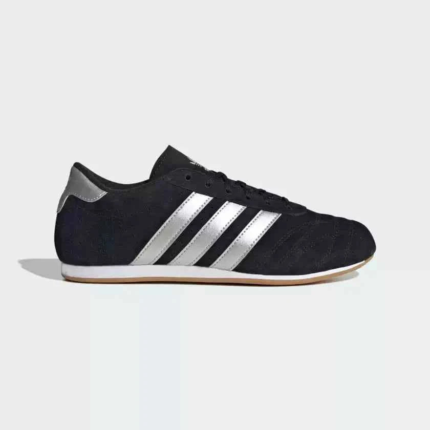 adidas taekwondo shoes أديداس سنيكرز تيكواندو.
