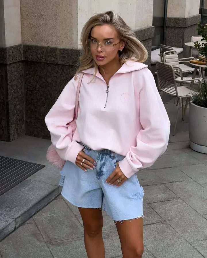 سويت شيرت نسائي أنيق بلون زهري ناعم مع تطريز وراحة فاخرة