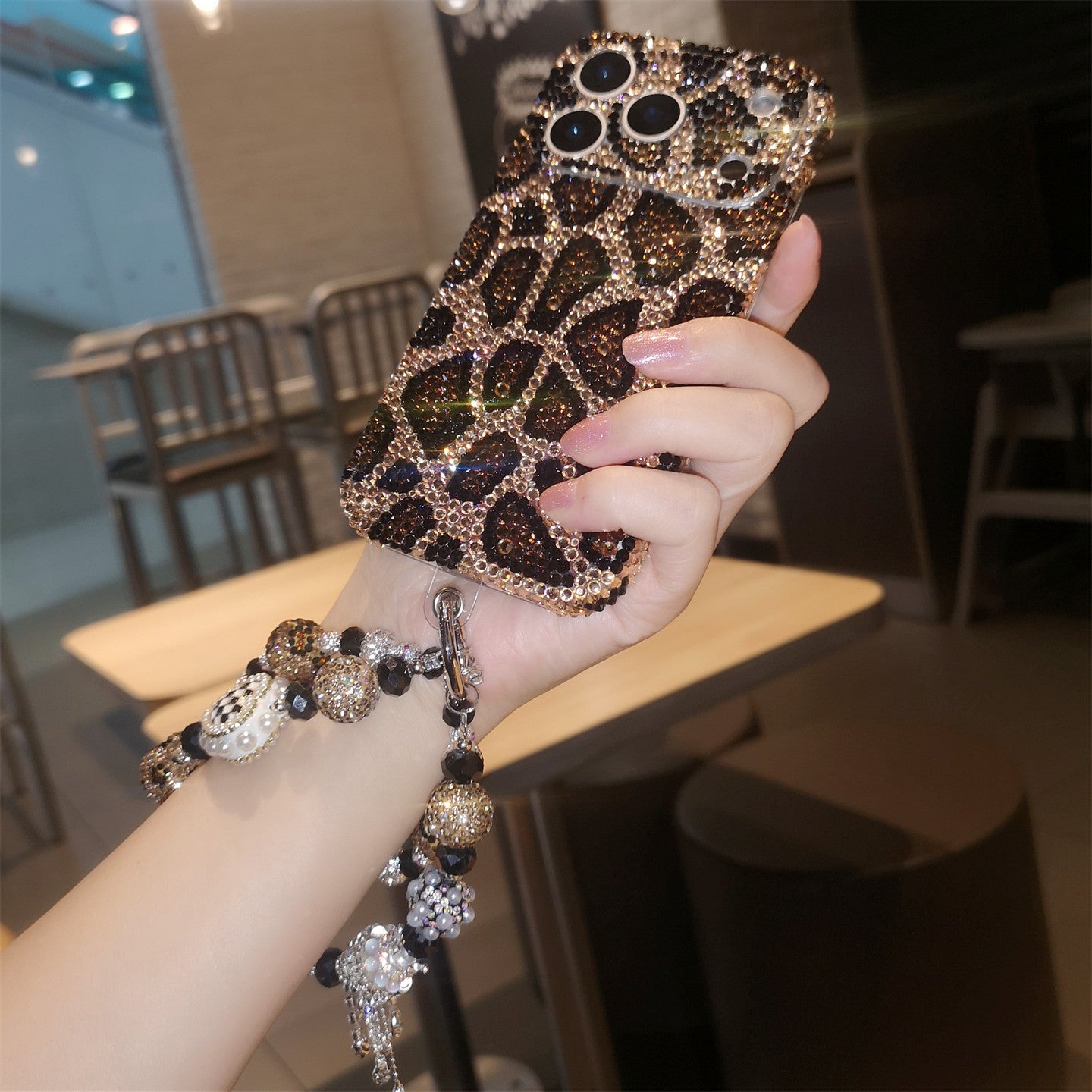 Internet celebrity new model for iPhone 17 Pro Max, Apple 16 mobile phone case, Air high-end rhinestone, 15 Plus, European and American trendy brand, personalized leopard print, 14 protective case, 13 all-inclusive drop resistance, 12, women