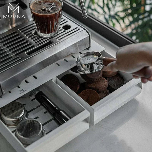 صندوق أدراج مزدوج MUVNA لتنظيم مخلفات القهوة والأدوات الصغيرة بتصميم معدني أنيق ومتين باللون الأبيض