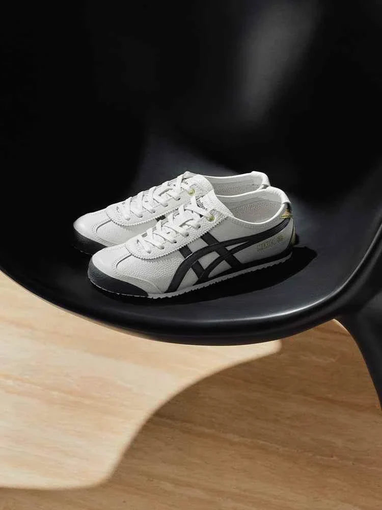 Onitsuka Tiger حذاء MEXICO 66™ كلاسيك للجنسين – سنيكرز أبيض بختم معدني لخريف | Onitsuka Tiger Sneakers.