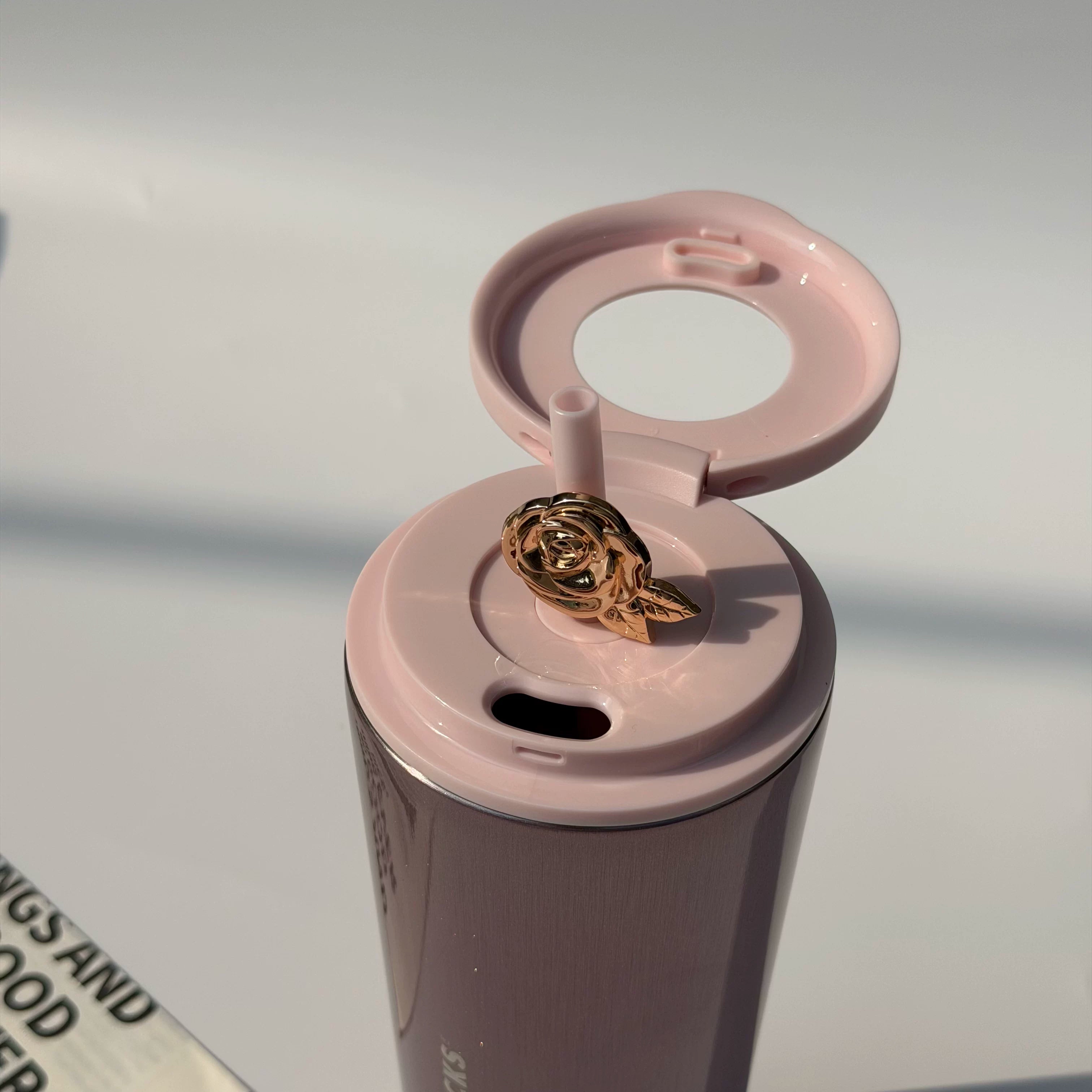 Starbucks Cup 20.26 million Flower Rose Realm pink cat-eye stainless steel double-spout straw cup with rose decoration
