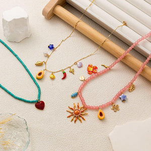 عقد Necklace بوهيمي ملون بدلايات Summer عصرية.