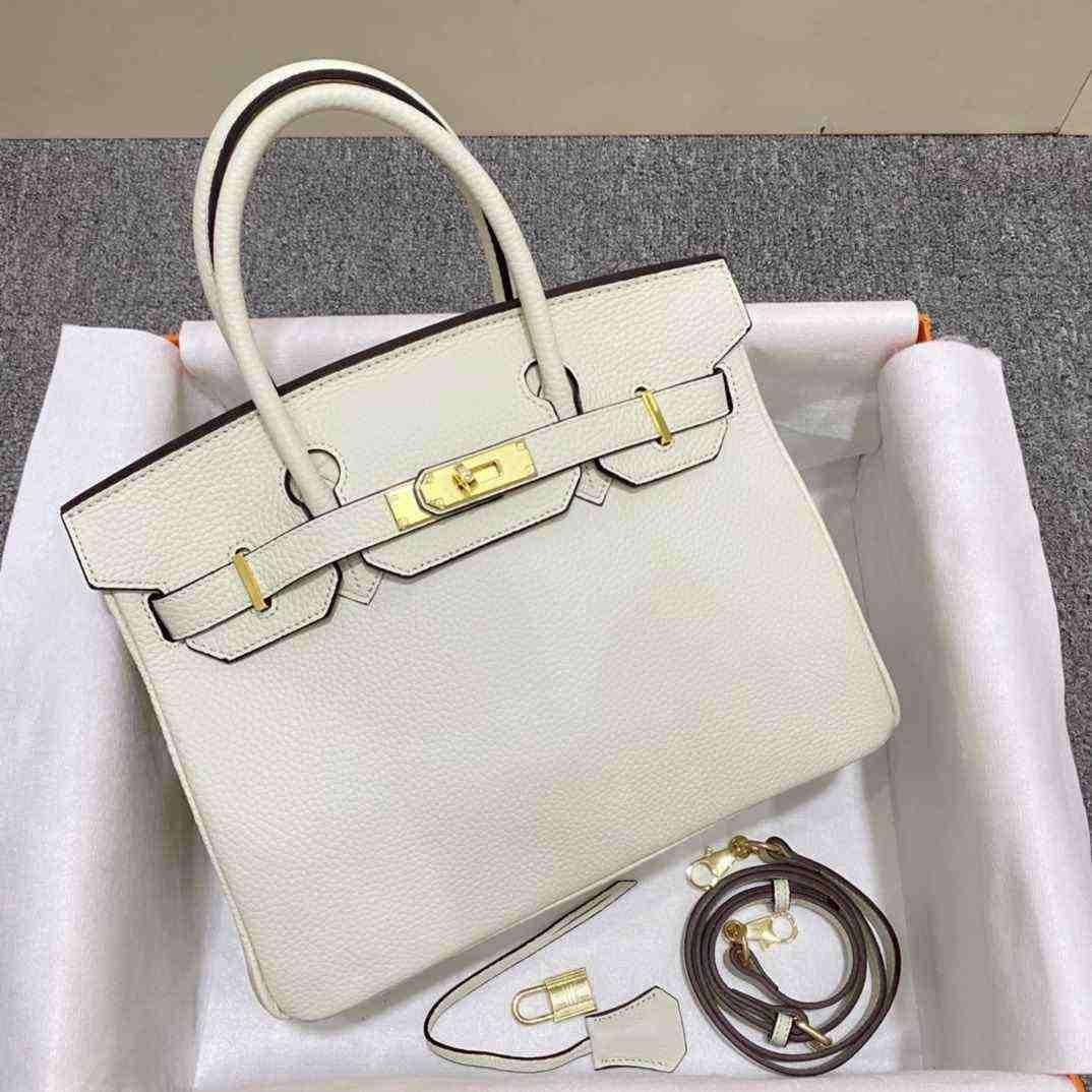حقيبة يد Leather Handbag نسائية فاخرة من الجلد الطبيعي.