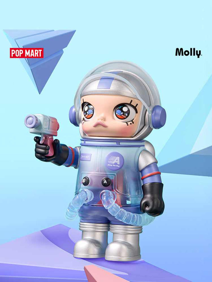 مغامرات الفضاء POP MART مجسمات Molly بشخصية مميزة ترتدي بدلة فضاء ملونة.
