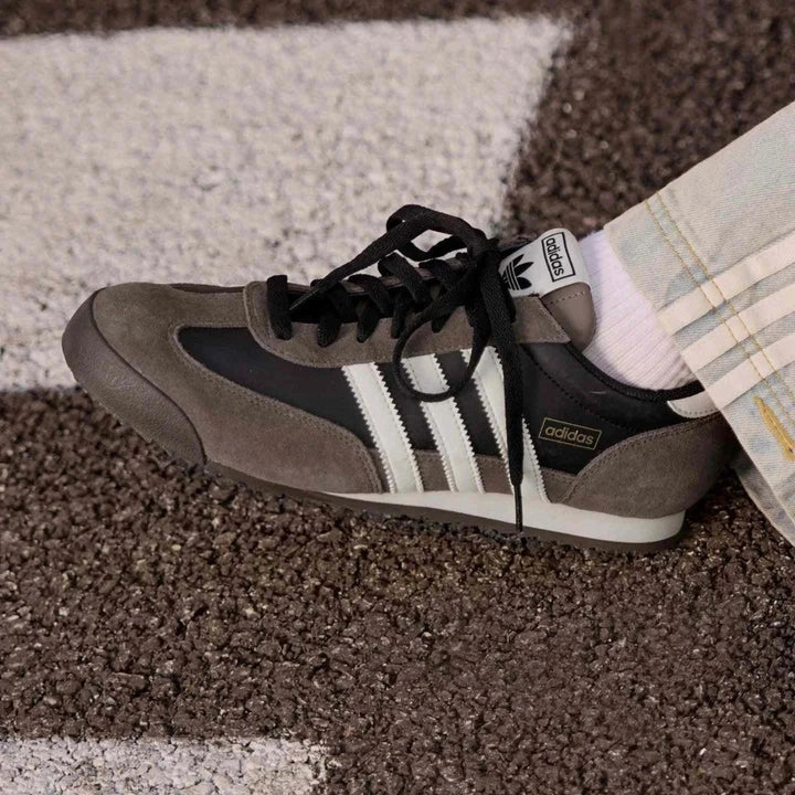 Adidas أديداس حذاء R71 كلاسيك رمز الثلاث خطوط جلدي سويدي أسود أبيض رمادي