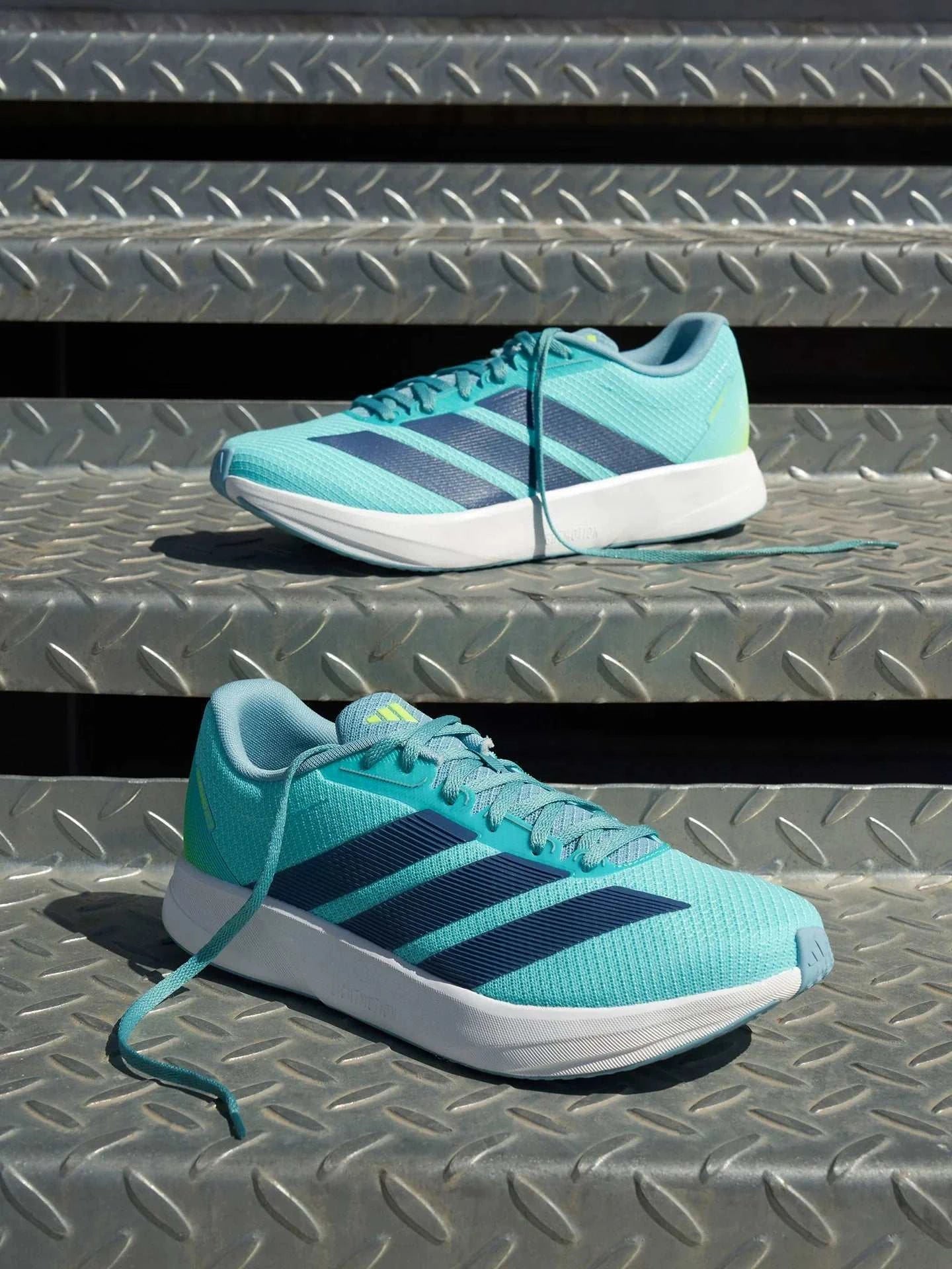 حذاء جري خفيف ومريح من أديداس adidas.