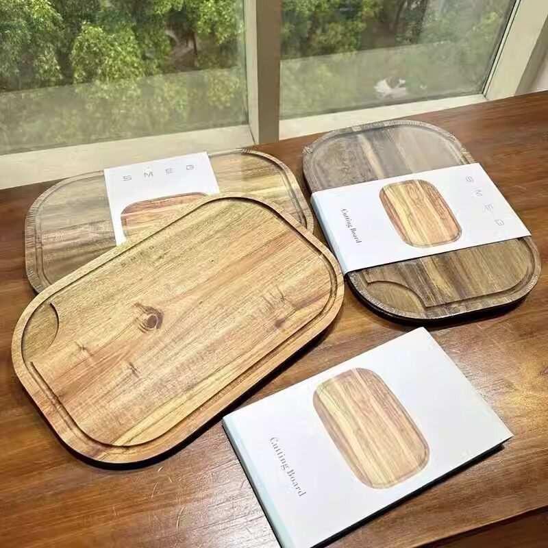SMEG Solid Wood Cutting Board.