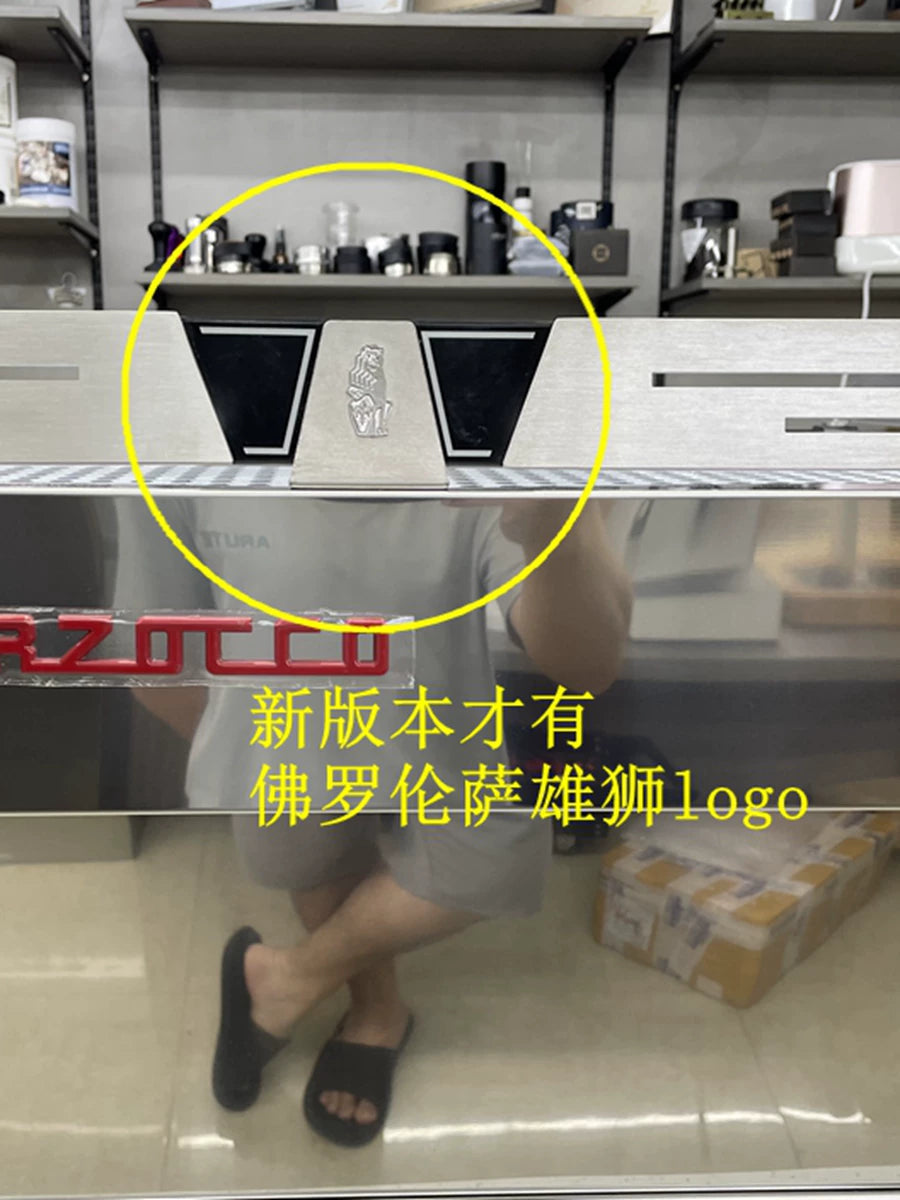 Italy's new 2024 hot mom lamarzocco PB AV double-head commercial electronically controlled semi-automatic coffee machine
